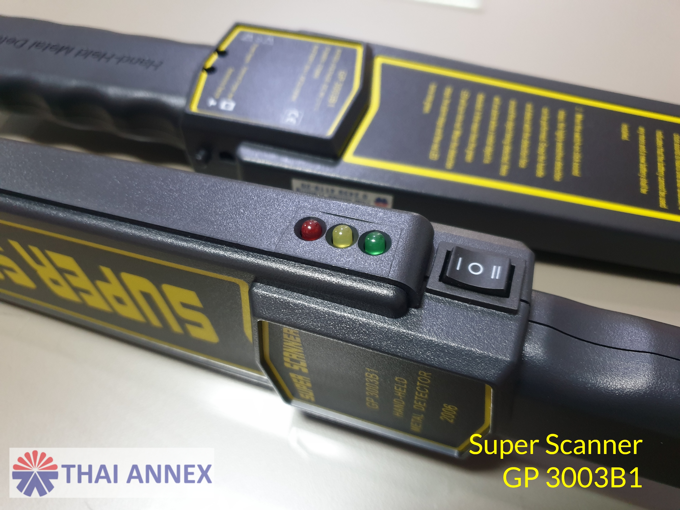 เครื่องตรวจจับโลหะแบบมือถือ Super Scanner เครื่องตรวจจับโลหะแบบมือถือ Super Scanner