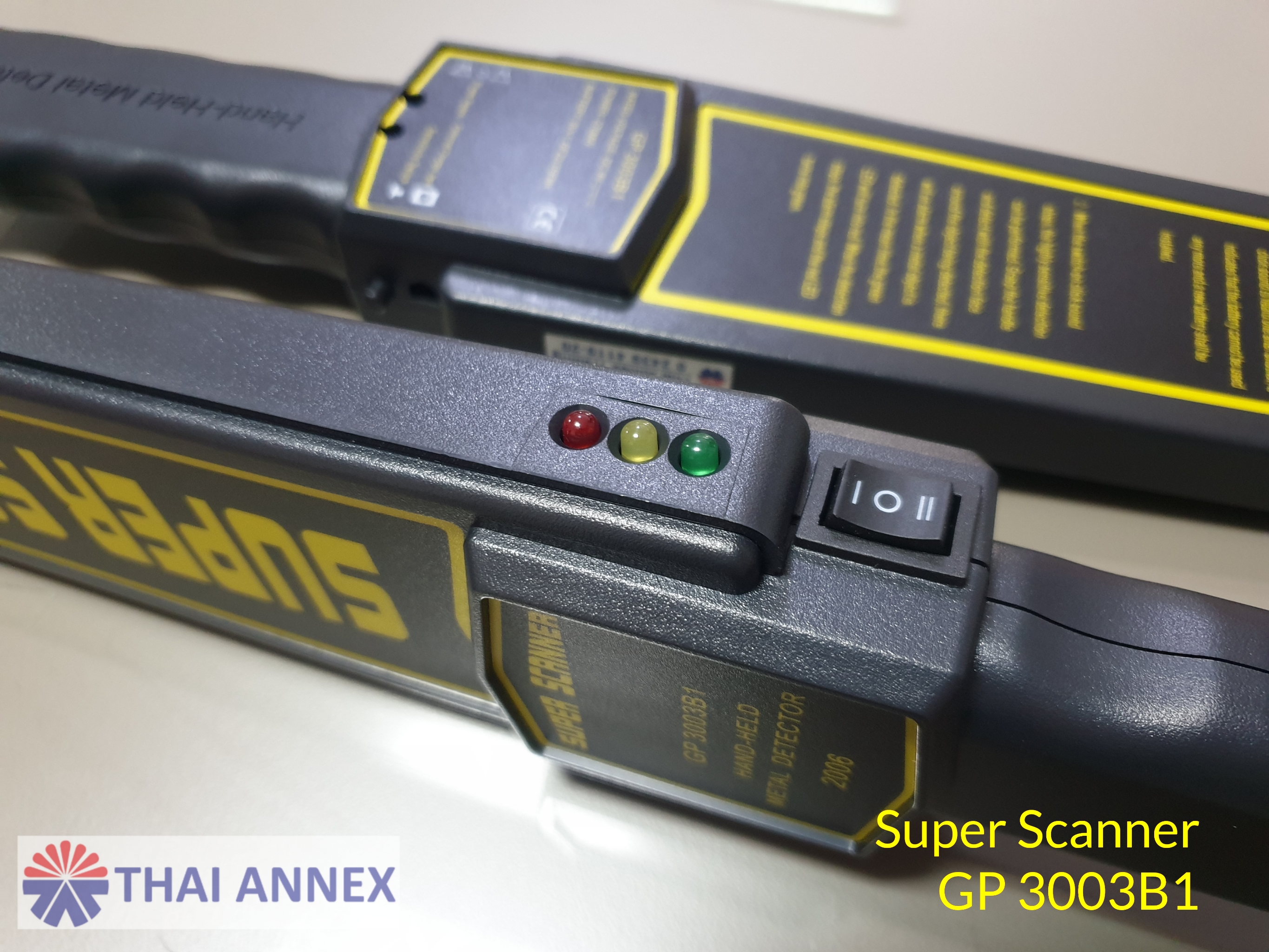 เครื่องตรวจจับโลหะแบบมือถือ Super Scanner