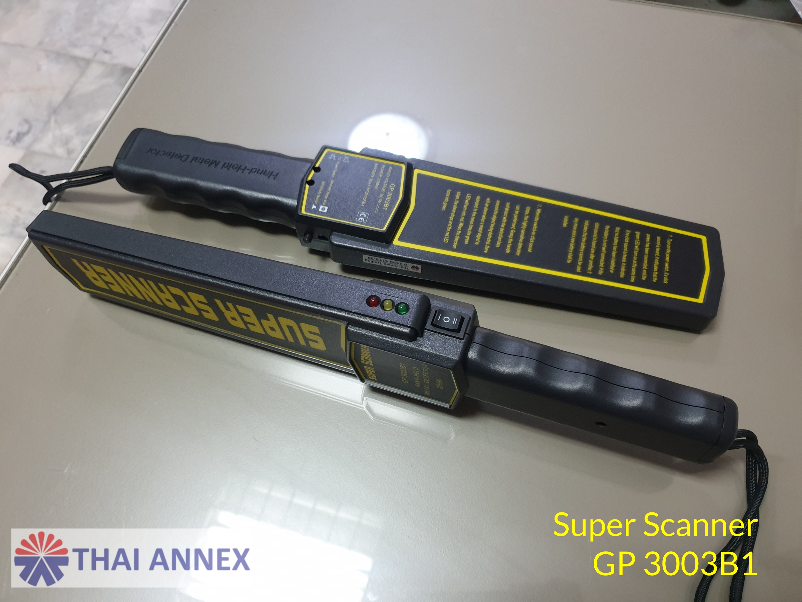เครื่องตรวจจับโลหะแบบมือถือ Super Scanner เครื่องตรวจจับโลหะแบบมือถือ Super Scanner