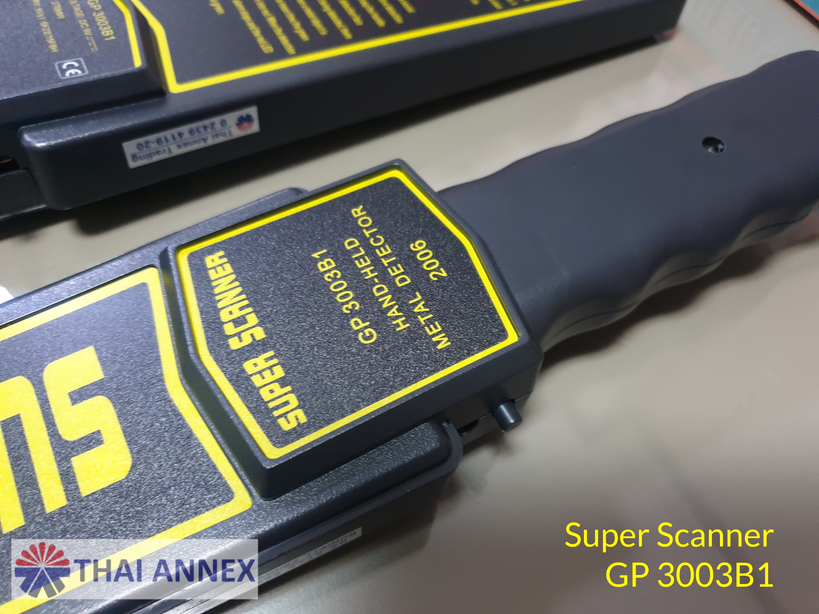 เครื่องตรวจจับโลหะแบบมือถือ Super Scanner เครื่องตรวจจับโลหะแบบมือถือ Super Scanner