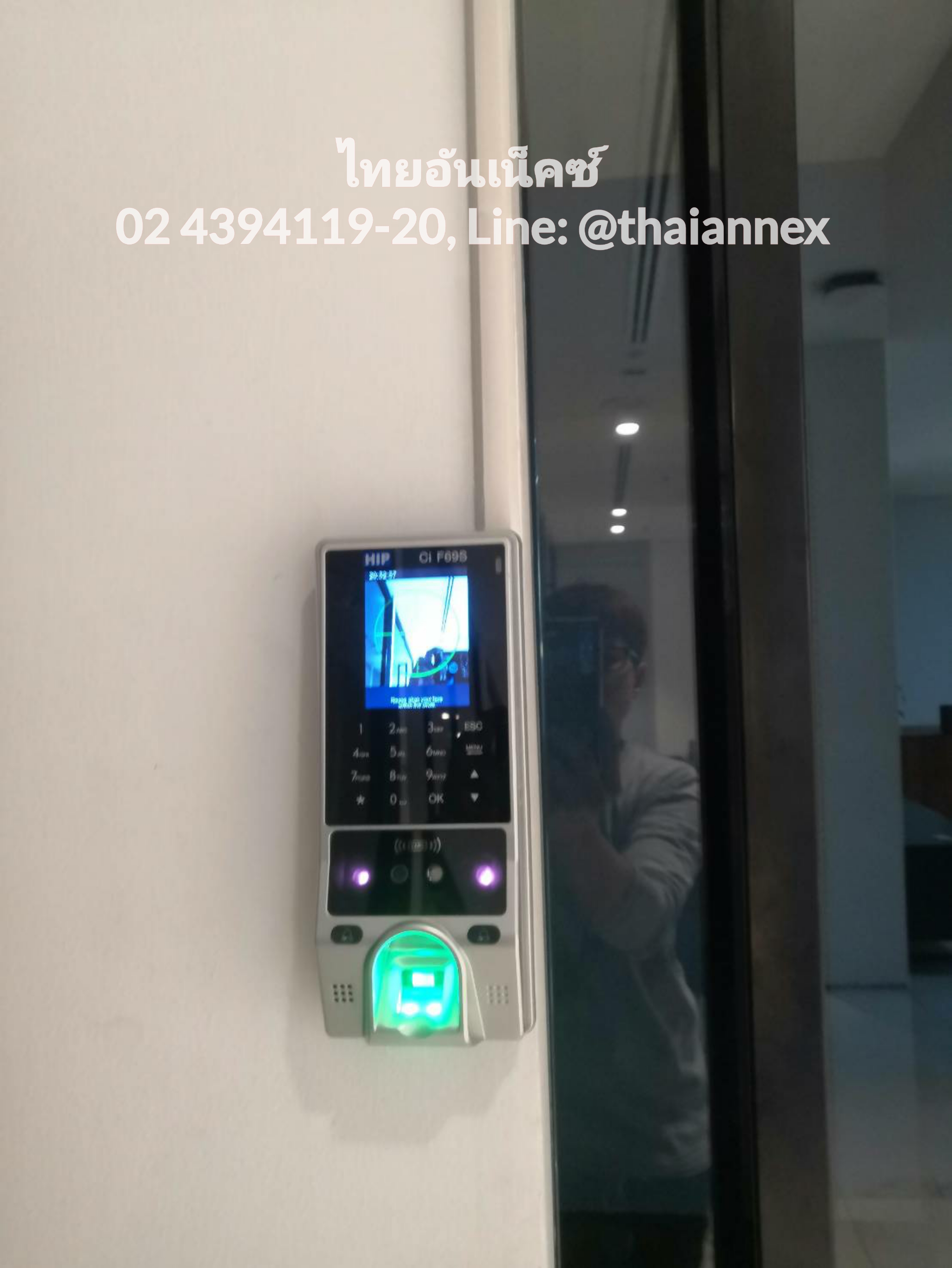 เครื่องสแกนลายนิ้วมือ HIP Ci F68S