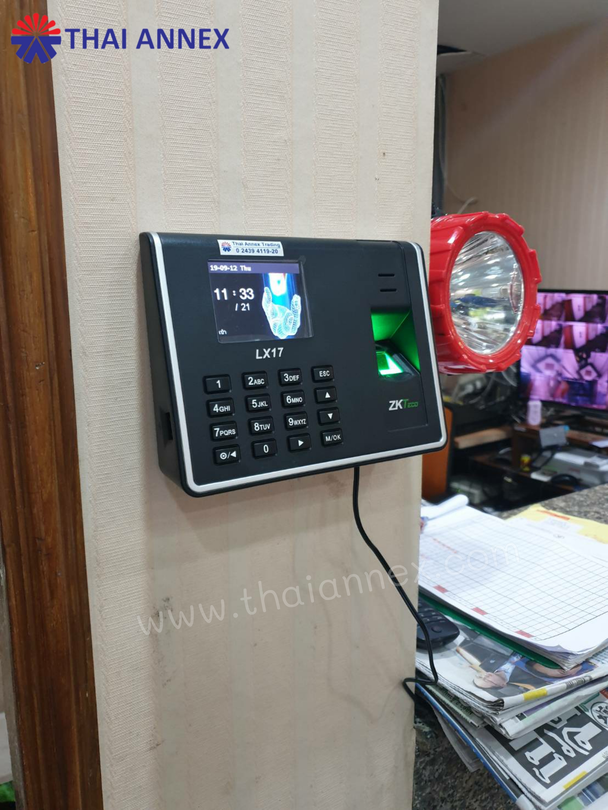 เครื่องสแกนลายนิ้วมือ ZK LX17